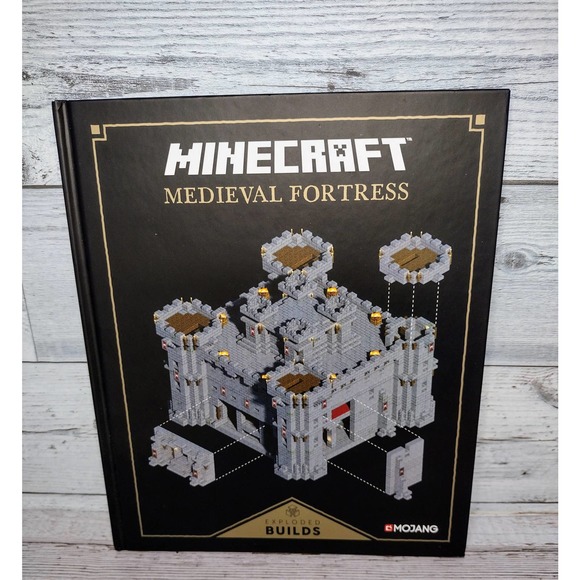 Mojang Minecraft Exploded Builds Medieval Fortress HardCover Guide Book! 1st Ed! - Picture 1 of 3